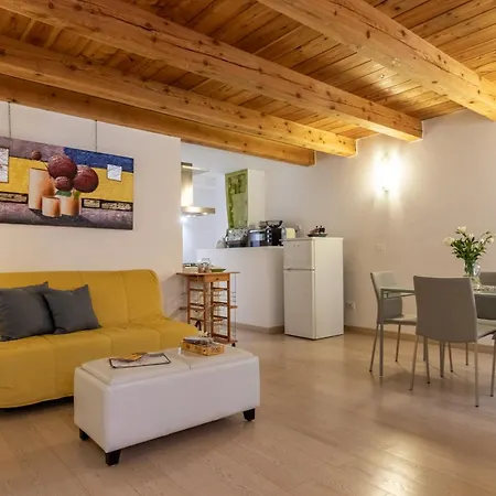 Olly Appartement Monte Marcello