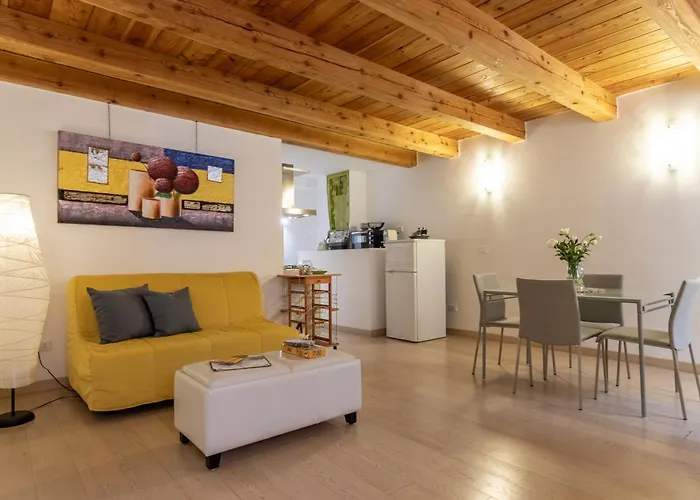 Olly Appartement Monte Marcello